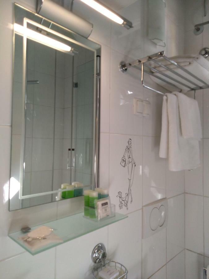Central Zagrad Apartment Rijeka Ngoại thất bức ảnh
